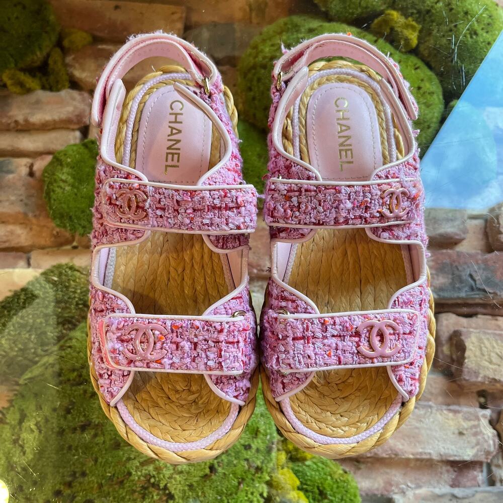 CHANEL Pink Tweed Patent Leather Trim Sandals SZ 39 (US 9) - Picture 6 of 13